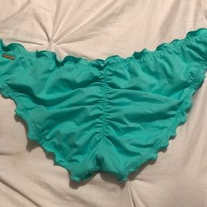 NWOT Victoria’s Secret Retired “The Ruffle Cheeky”